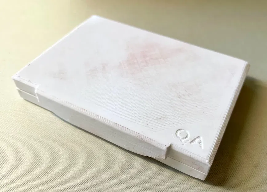 Flat Hinged Eyeshadow Box With Snap Closure - Image 3