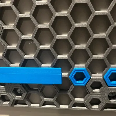 Giá Đỡ Thùng Akro Cho Tường HSW