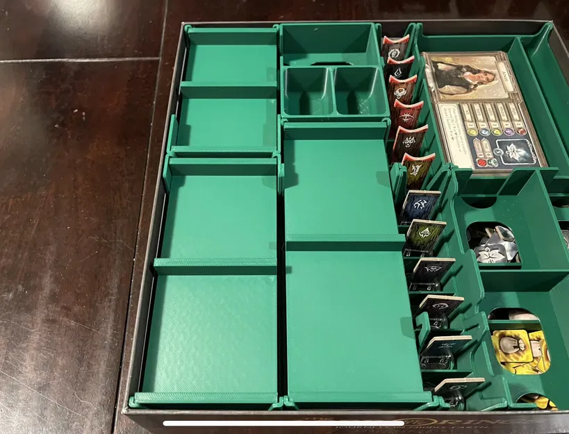 Nắp Khay Đựng Bài Journeys in Middle Earth Mạnh Mẽ - Image 1