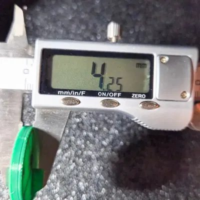 Hộp đựng hạt có nắp gài để gửi qua bưu điện