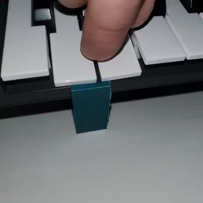 Novation LaunchKey Mini MK3 Angled  Stand Riser