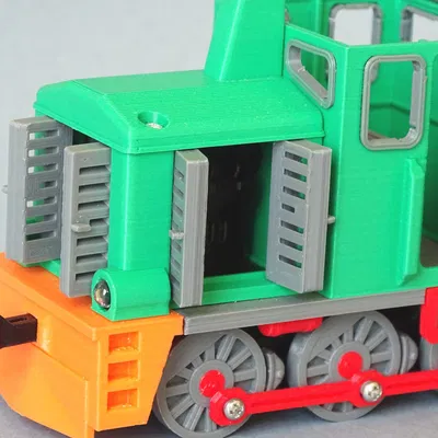 Small shunting locomotive with working brakes