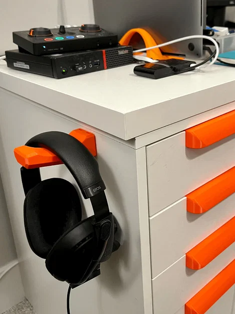 Headphone Holder - Image 3