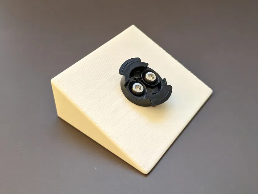 Cái Kê Cho Camera Theo Dõi Em Bé HelloBaby - Image 3