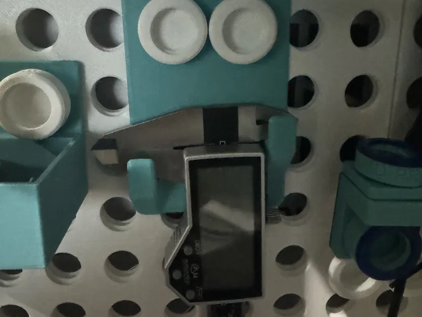 Giá Đỡ Thước Kẹp Threadboard - Image 1