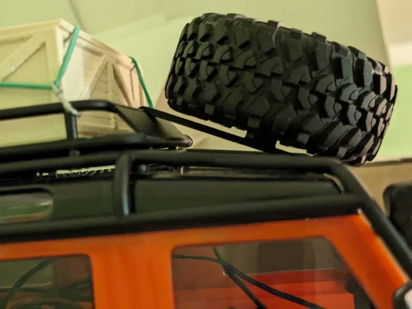 Giá đỡ bánh sơ cua trên nóc cho TRX-4M Defender - Image 2