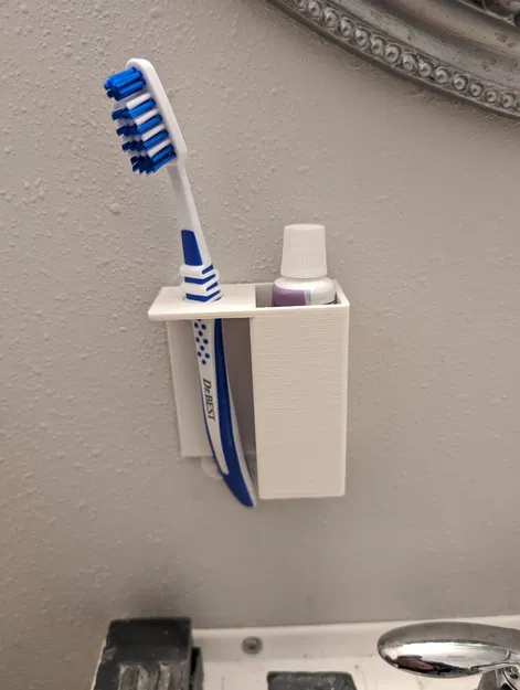 Giá Treo Bàn Chải Đánh Răng và Kem Đánh Răng - Image 1