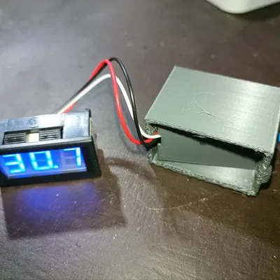 Vỏ che cho tấm nền Voltmeter
