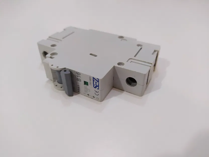 Circuit Breaker Latch/Západka jističe SEZ - Image 3