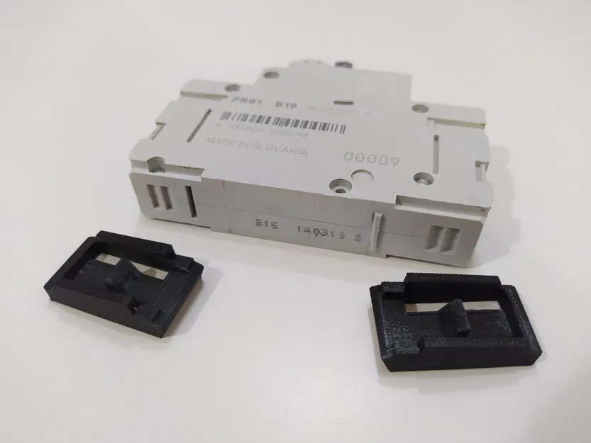 Circuit Breaker Latch/Západka jističe SEZ - Image 4