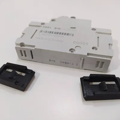 Circuit Breaker Latch/Západka jističe SEZ