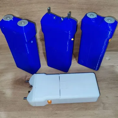 Súng Chích Điện Tự Chế Có Pin Rời