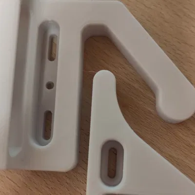 Móc treo cửa và tấm ngăn