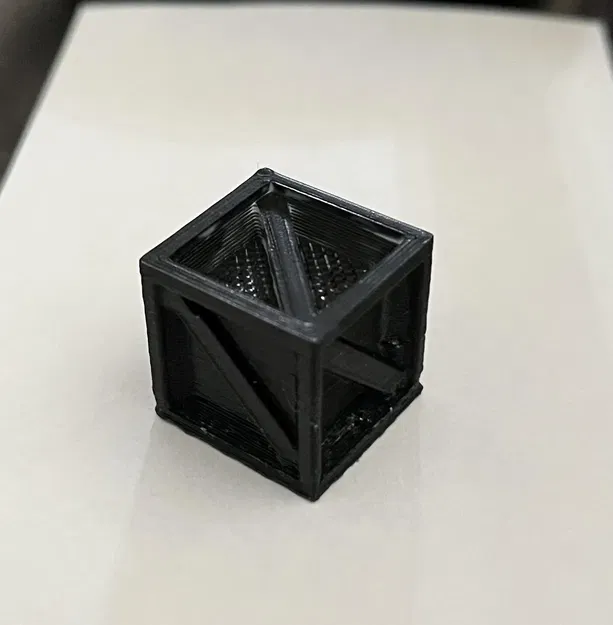 Mô hình Thùng Gỗ Low Poly Cho Bàn Cờ - Image 2