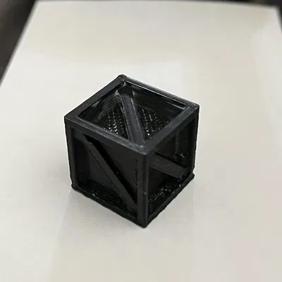 Mô hình Thùng Gỗ Low Poly Cho Bàn Cờ