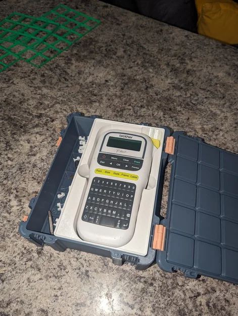 Gridfinity Holder for Brother PT-H110 - Image 2