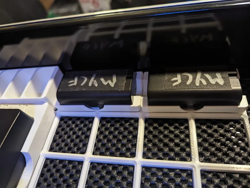 NP-F550 Gridfinity Plate - Image 2