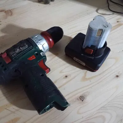 Hộp đựng pin Parkside 12 B3 (4 Ah) cho PBSA 12 B1