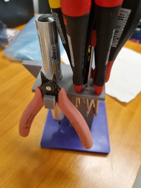 Soldering Holder - Image 3