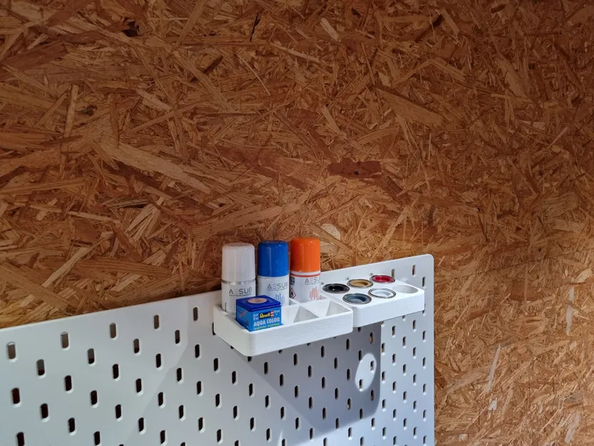 Giá đỡ Skadis cho 6 chai 1.5", đựng được cả màu vuông Revell Aqua 36mm - Image 1