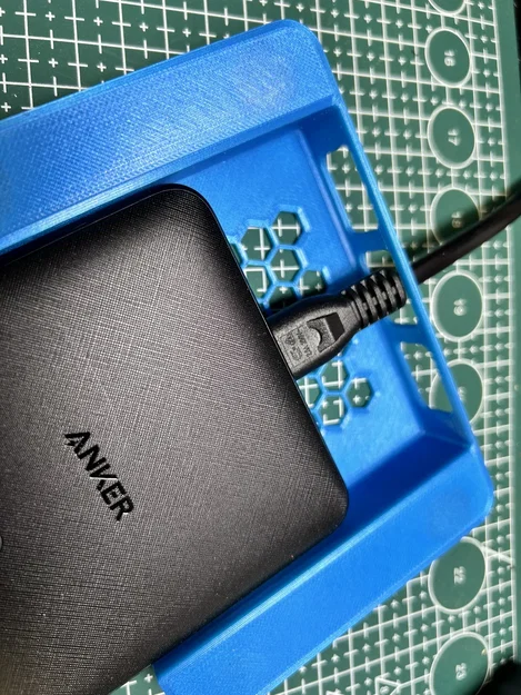 Anker PowerPort Atom III Slim Charger Magnetic under desk mount - Image 2