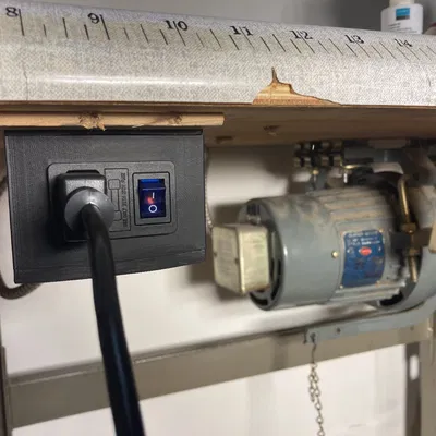 Hộp điện / Ổ cắm IEC 320 C14