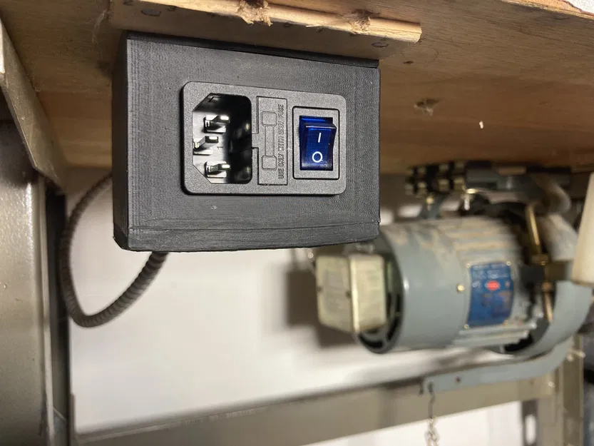 Hộp điện / Ổ cắm IEC 320 C14 - Image 2