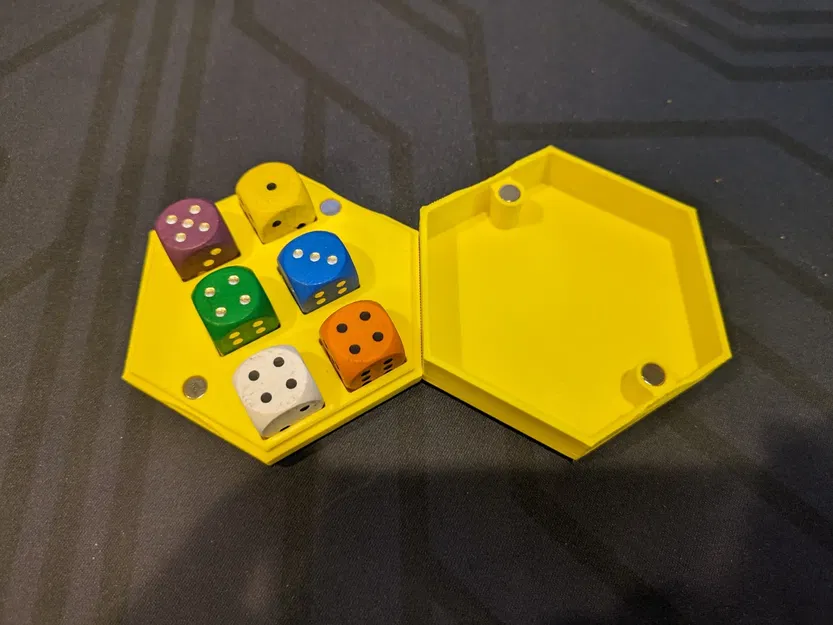 Hộp Xúc Xắc Du Lịch Từ Tính Lục Giác Cho 6 Viên Xúc Xắc D6 - Image 1