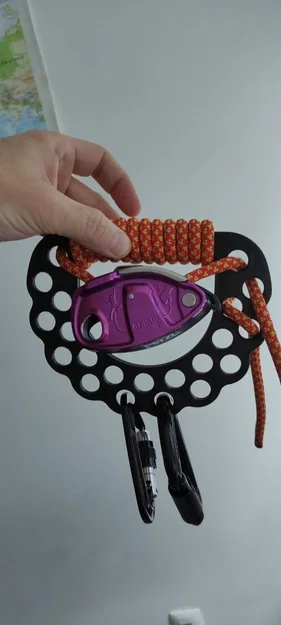 Giá Đỡ Đồ Leo Núi 3D Siêu Nhẹ - Image 1