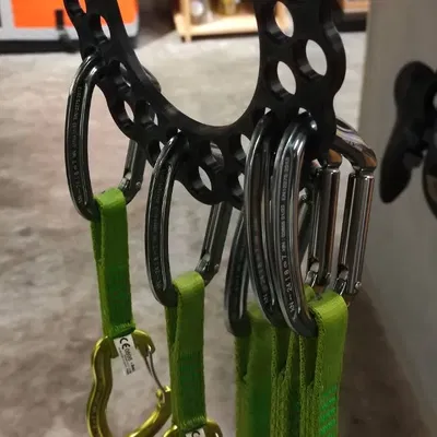 Giá Đỡ Đồ Leo Núi 3D Siêu Nhẹ