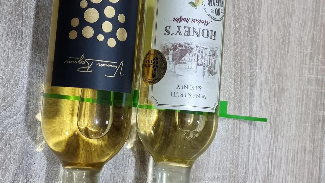 Giá đỡ rượu tiết kiệm không gian có lỗ bắt vít - Image 3