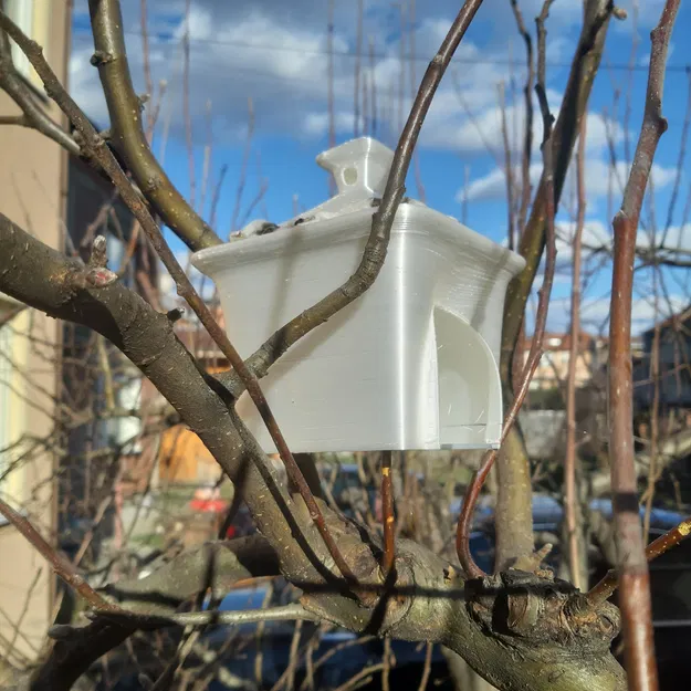 Bara Birdhouse - Image 1