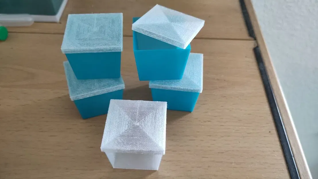 Chậu Ươm Có Nắp Cho Eazy Plug CT77 - Image 2