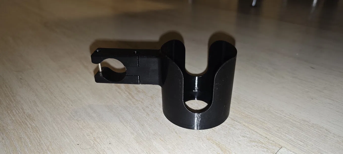 Giá Đỡ Lon - Image 1