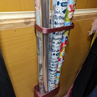 Giá Treo Giấy Gói Quà Dọc (Cũng Dùng Được Cho Ikea Skadis)