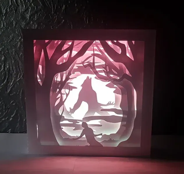 Hộp đèn Thần Sói Halloween - Image 1