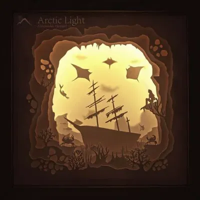 Hộp đèn hình con tàu đắm