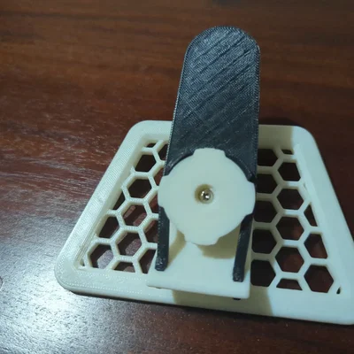 Giá đỡ tương thích Quad Lock cho remote DJI và các loại tương tự