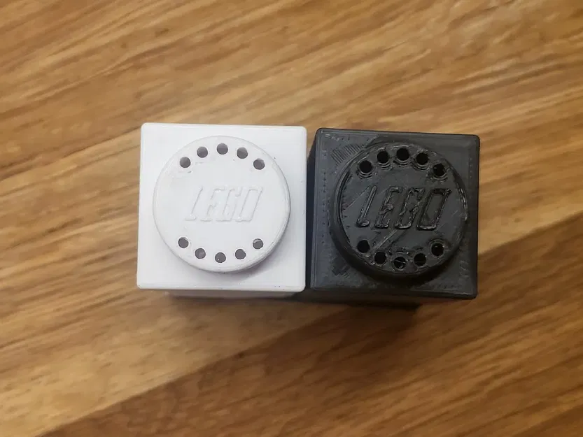LEGO Salt & Pepper Shakers - Image 4