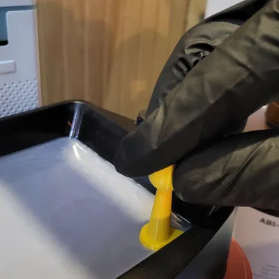 Chốt Vệ Sinh Thùng Nhựa Resin