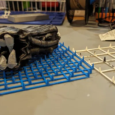 Giá đỡ sơn dày đa năng kiêm thảm chống mèo tè bậy