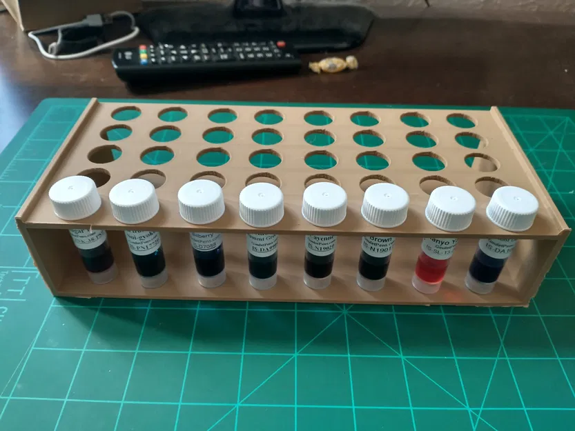 Giá Đỡ Lọ Mực Mẫu Chung - Image 1