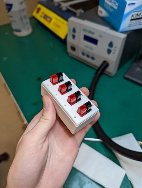 Hộp Phân Phối Điện Cột - Image 2