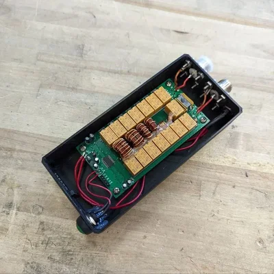 Vỏ ATU-100 Auto Tuner với Đầu nối SO-239