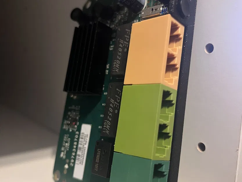 Giá đỡ khe cắm PCI cho Switch Netgear GS605AV - Image 2