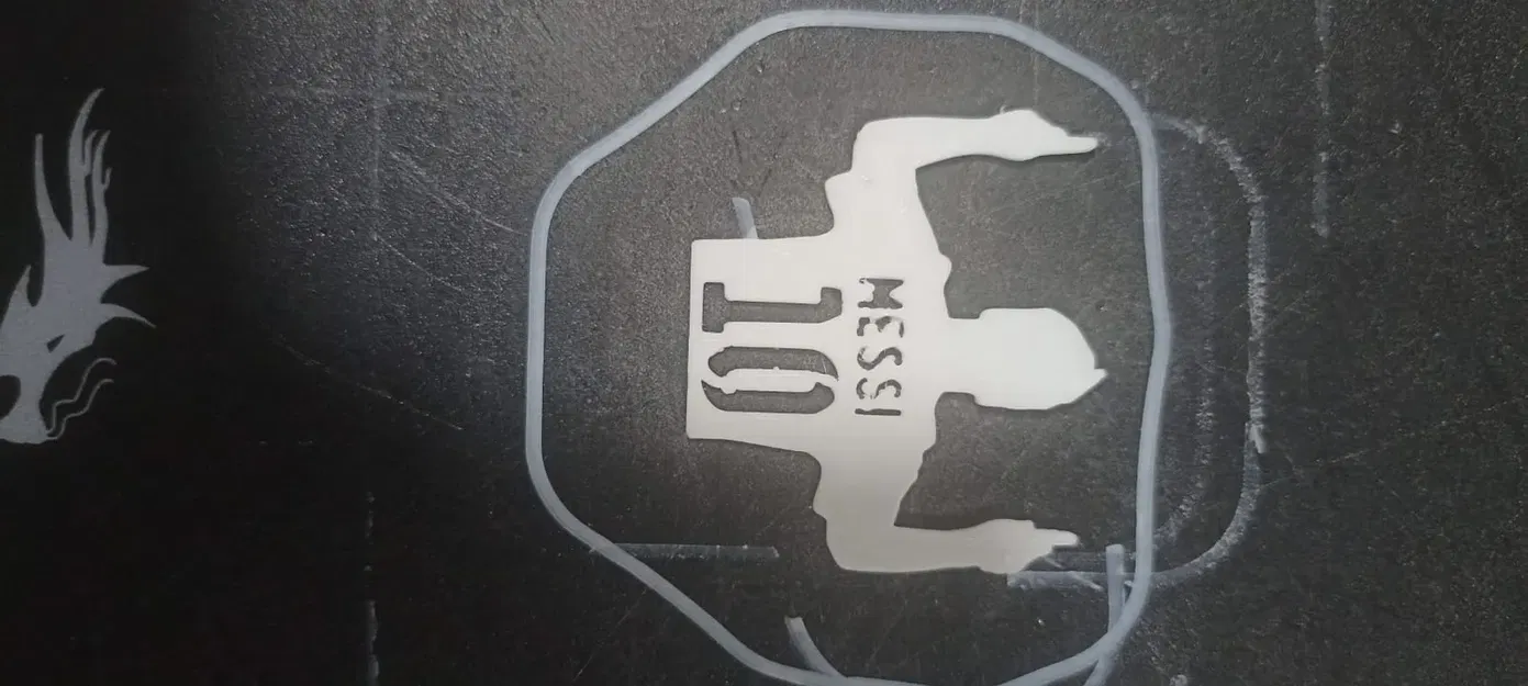 Hình bóng MESSI - Image 2