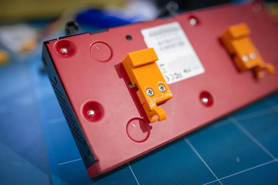 Giá Đỡ Ray DIN Cho Mikrotik RB2011 - Image 5