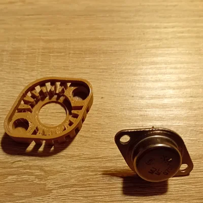 Nắp Che Transistor Kim Loại (PET-G)