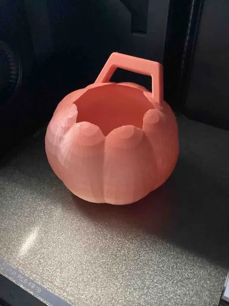 Pumpkin Halloween candy basket - Image 1