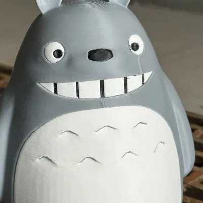 Totoro (đa vật liệu)